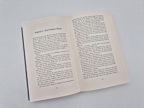 Buchcover und Innenansicht für das Buch: Phönixkrone