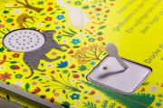 Buchcover und Innenansicht für das Buch: Story Orchestra: Peter and the Wolf