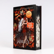 Buchcover und Innenansicht für das Buch: Daughter of no Worlds