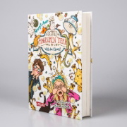 Buchcover und Innenansicht für das Buch: Die Schule der magischen Tiere 12: Voll das Chaos!