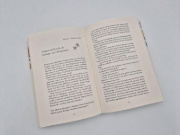 Buchcover und Innenansicht für das Buch: Der Garten der Geheimnisse