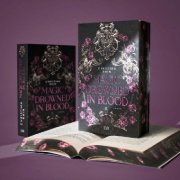 Buchcover und Innenansicht für das Buch: Magic Drowned in Blood