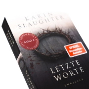 Buchcover und Innenansicht für das Buch: Broken