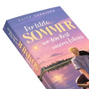 Buchcover und Innenansicht für das Buch: Six More Months of June