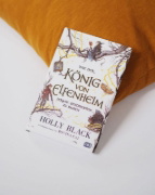 Buchcover und Innenansicht für das Buch: HOW THE KING OF ELFHAME LEARNED TO HATE STORIES