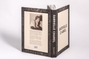 Buchcover und Innenansicht für das Buch: Gabrielle Chanel