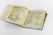 Buchcover und Innenansicht für das Buch: Die Reise, die die Welt veränderte