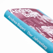 Buchcover und Innenansicht für das Buch: L'anniversario