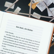 Buchcover und Innenansicht für das Buch: Mondo scritto e mondo non scritto