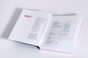 Buchcover und Innenansicht für das Buch: Yoga sur chaise