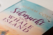 Buchcover und Innenansicht für das Buch: Sehnsucht nach Whale Island
