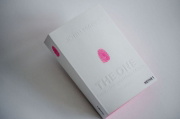 Buchcover und Innenansicht für das Buch: The One