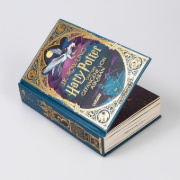 Buchcover und Innenansicht für das Buch: Harry Potter and the Prisoner of Azkaban