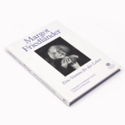 Buchcover und Innenansicht für das Buch: Margot Friedländer. Eine Stimme für das Leben