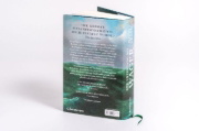Buchcover und Innenansicht für das Buch: The Wager