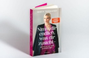 Buchcover und Innenansicht für das Buch: Nimm dir endlich, was dir zusteht  - und hör auf, dich dafür zu entschuldigen
