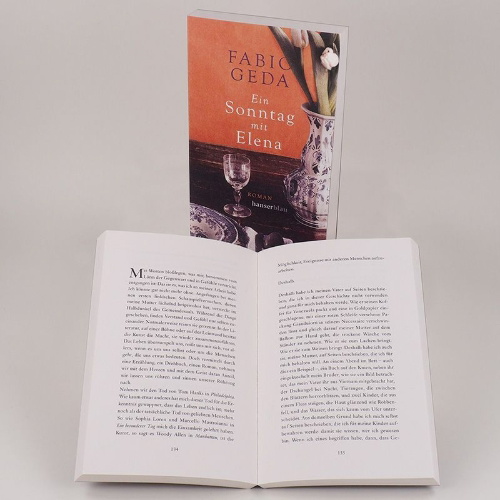 Buchcover und Innenansicht für das Buch: Una Domenica
