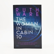Buchcover und Innenansicht für das Buch: The Woman in Cabin 10