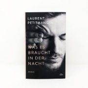 Buchcover und Innenansicht für das Buch: Ce qu'il faut de nuit (La Manufacture de Livres, Paris 2020)