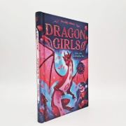 Buchcover und Innenansicht für das Buch: Dragon Girls - Mei, der Rubindrache
