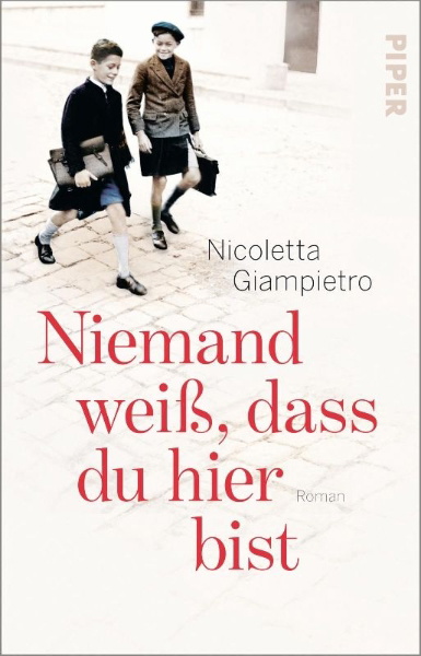Buchcover und Innenansicht für das Buch: Niemand weiß, dass du hier bist