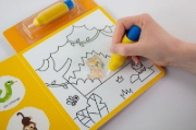 Buchcover und Innenansicht für das Buch: Mes Premiers Dessins Magiques - Les Animaux
