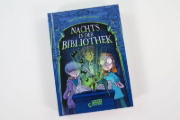 Buchcover und Innenansicht für das Buch: The Night Librarian