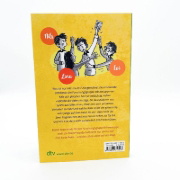 Buchcover und Innenansicht für das Buch: Forschungsgruppe Erbsensuppe auf neuer Mission: oder wie wir ein Haus kaperten und Linas Geheimnis auf die Spur kamen