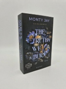 Buchcover und Innenansicht für das Buch: The Truths We Burn