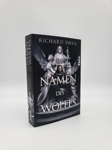 Buchcover und Innenansicht für das Buch: The Justice of Kings