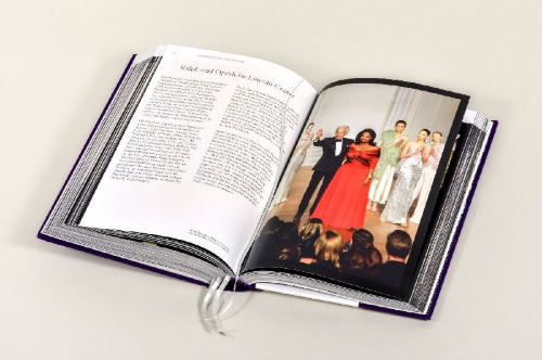 Buchcover und Innenansicht für das Buch: Ralph Lauren Catwalk. The Complete Collections