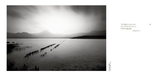 Buchcover und Innenansicht für das Buch: Forms of Japan: Michael Kenna (deutsche Ausgabe)