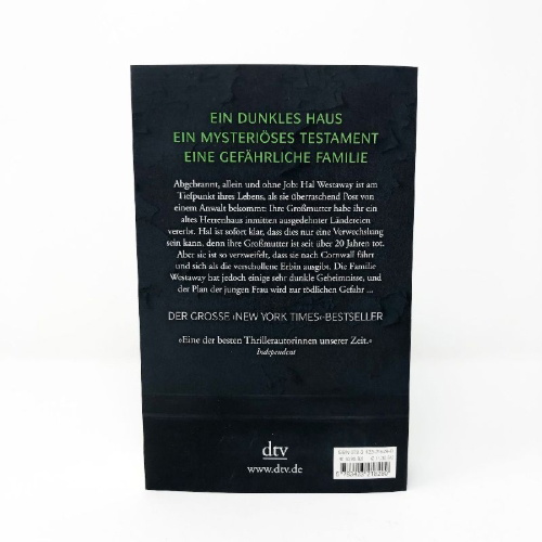 Buchcover und Innenansicht für das Buch: The Death of Mrs Westaway