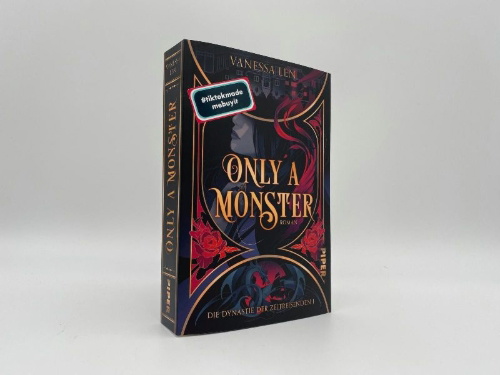 Buchcover und Innenansicht für das Buch: Only a Monster