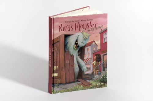 Buchcover und Innenansicht für das Buch: Ninas Monster. Falsch geliefert
