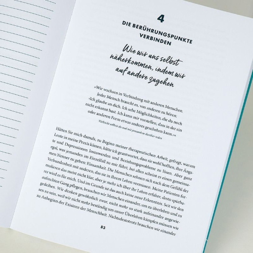 Buchcover und Innenansicht für das Buch: Maybe You Should Talk to Someone: The Workbook