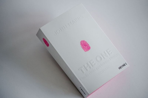 Buchcover und Innenansicht für das Buch: The One