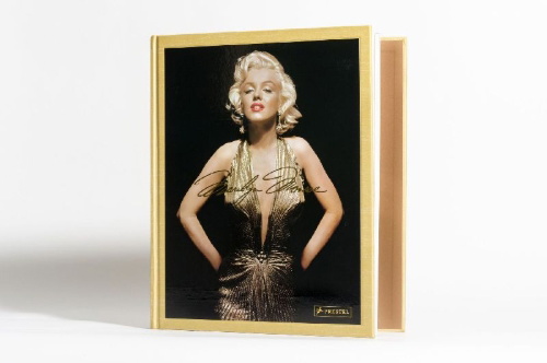 Buchcover und Innenansicht für das Buch: Marilyn Monroe 100. Der offizielle Band.