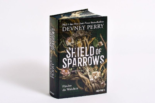 Buchcover und Innenansicht für das Buch: Shield of Sparrows
