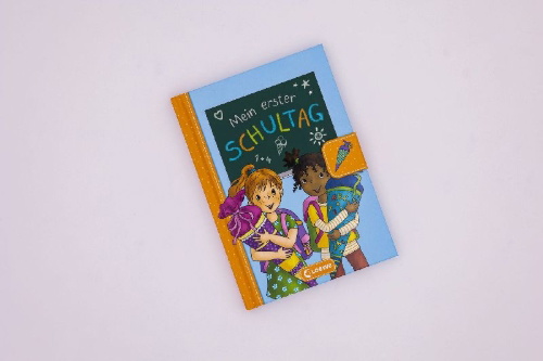 Buchcover und Innenansicht für das Buch: Mein erster Schultag - Mädchen (Hellblau)