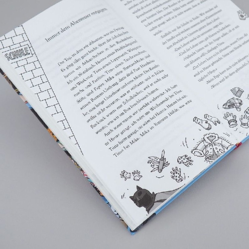 Buchcover und Innenansicht für das Buch: Ella ja kaverit karkaavat koulusta (No. 15)