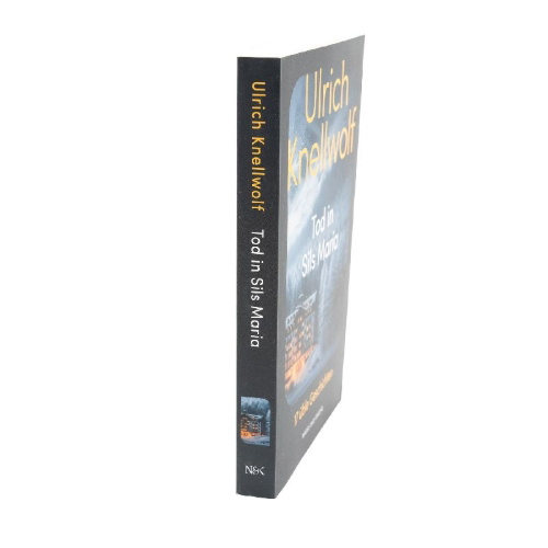 Buchcover und Innenansicht für das Buch: Tod in Sils Maria