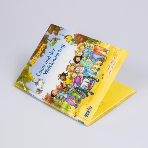 Buchcover und Innenansicht für das Buch: Conni-Bilderbücher: Conni und der Weltkindertag