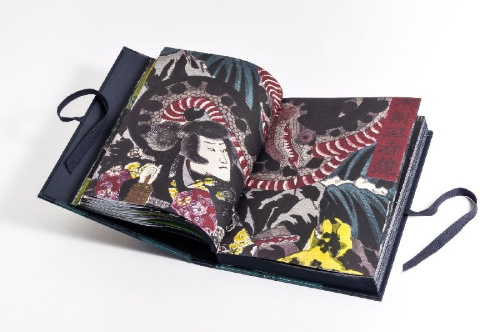 Buchcover und Innenansicht für das Buch: YOKAI MONSTER